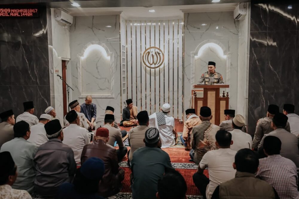 Polisi Bersama Masyarakat, Polri Gelar Subuh Keliling di Seluruh Indonesia
